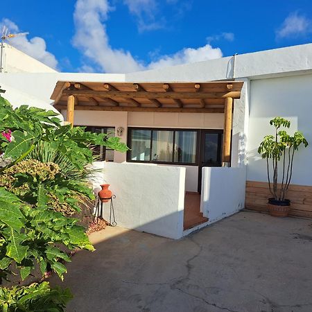 Apartamento Valentina Tías Esterno foto