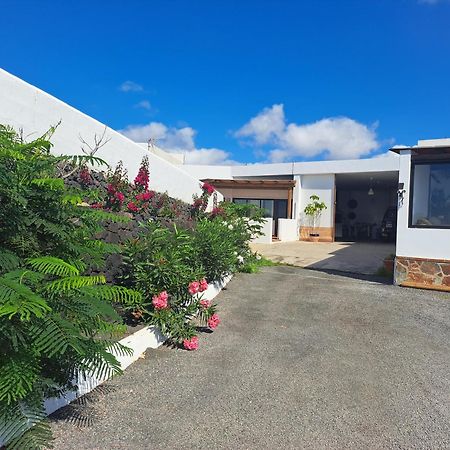 Apartamento Valentina Tías Esterno foto